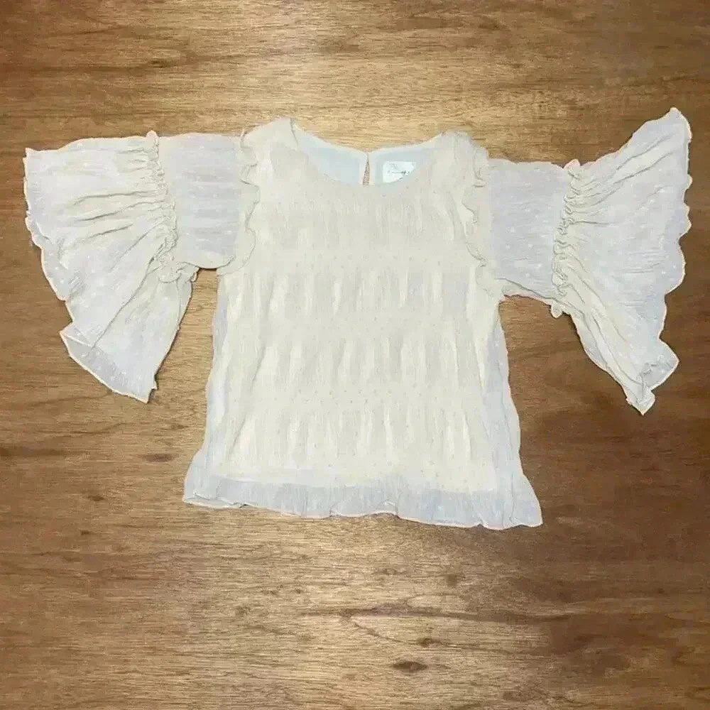 Lineanddot childrens XS cream color fun top with bell sleeves and tons of style